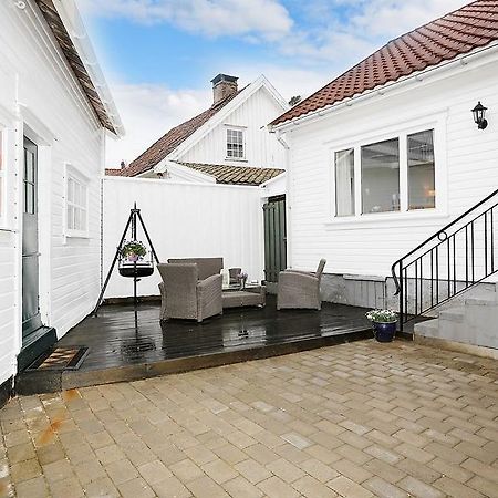 Mandal Privat Rom Og Husutleie Apartment Екстериор снимка